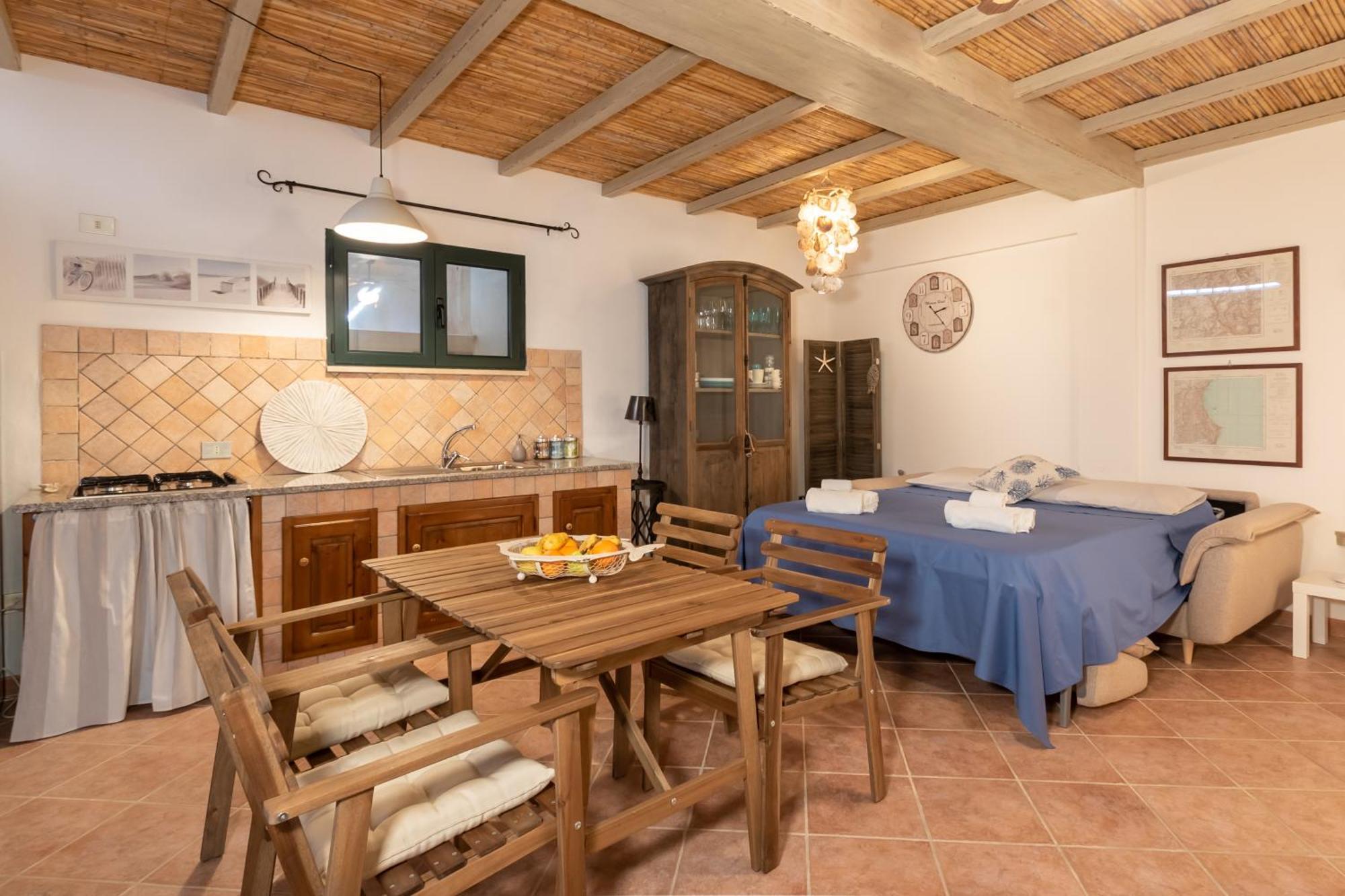 Raffinata Taverna Con Camino 卡拉·利贝罗托 外观 照片